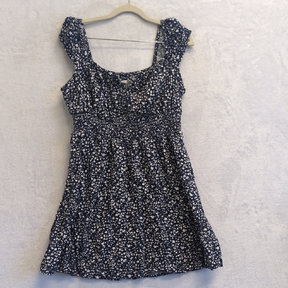 Old Navy Dresses & Skirts - Old Navy‎ Women's Blue & White Floral Keyhole Sleeveless Mini Dress Size M